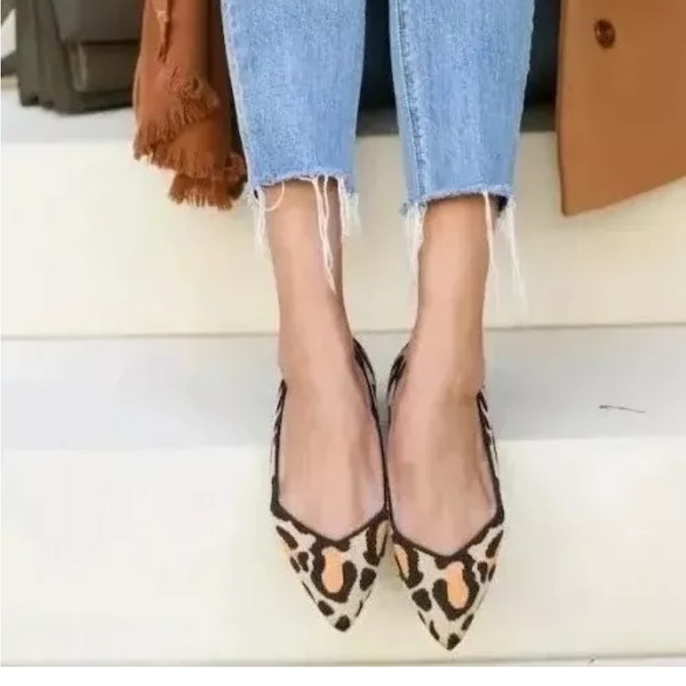 Rothy’s “big cat” leopard print point flats, size 11